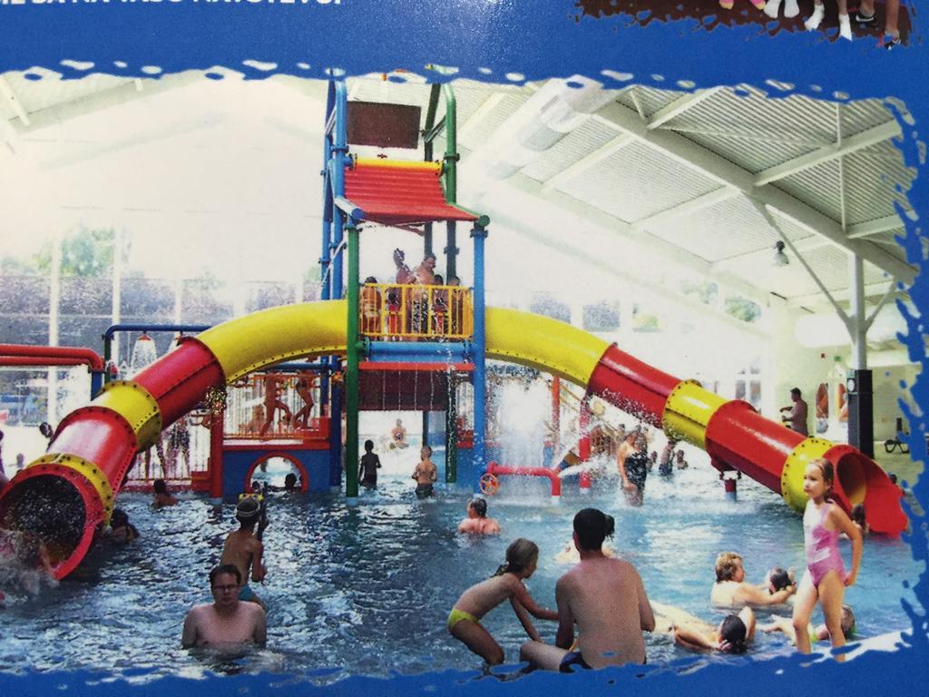 Penzion Stefarez New Veľký Meder エクステリア 写真